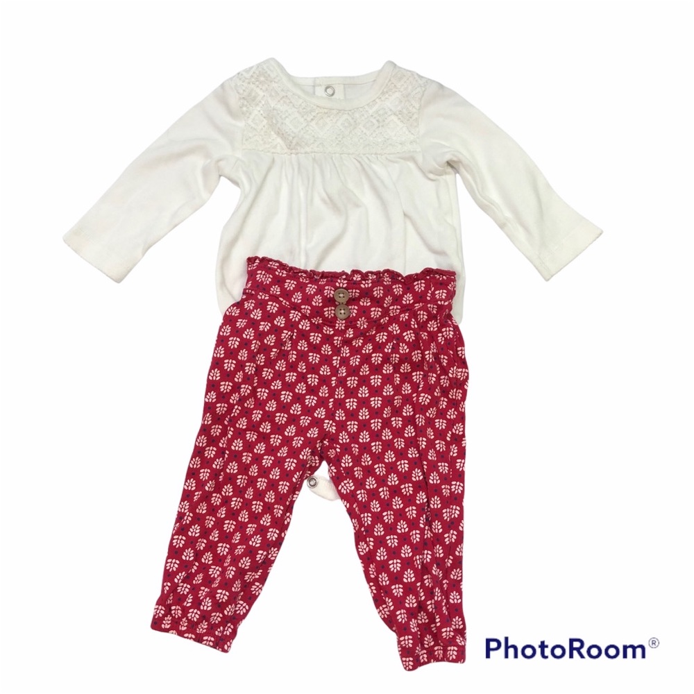 🌻🌻🌻Carter’s Outfit with Lace Accent 6 months🌻🌻🌻